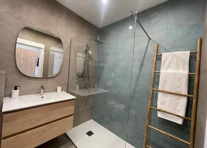 Ikarus Sunset Apartment *